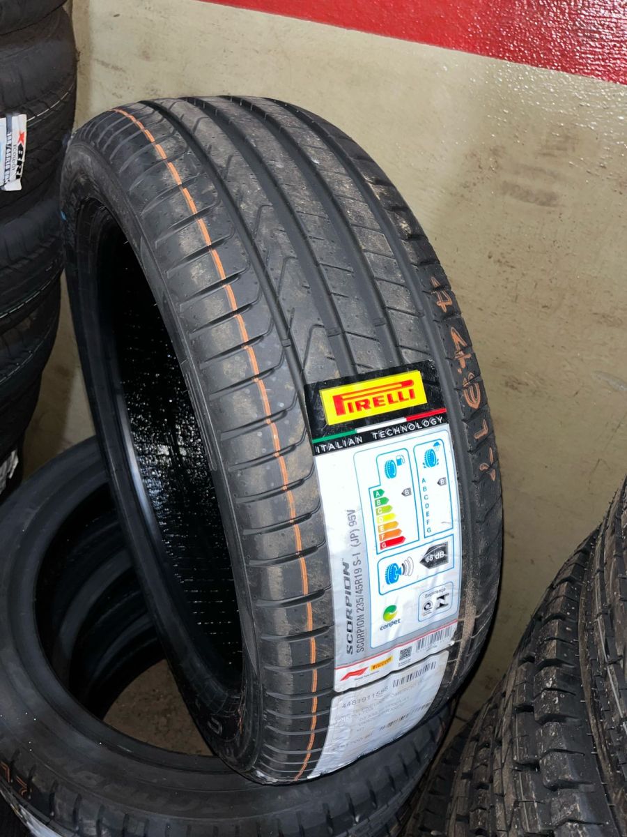 PNEU 235/45R19 95V S I SCORPN